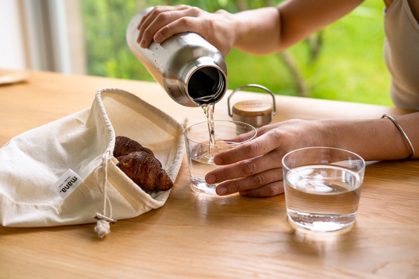 【2層式保冷温/直飲みタイプ】ステンレスボトル 500ml