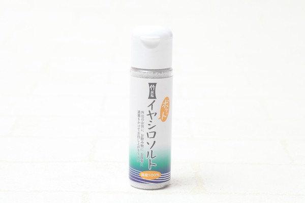 ポケットイヤシロソルト 20g 国産 竹塩 還元塩 持ち運びに便利 携帯用 ミニボトル