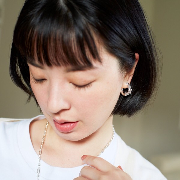 Half design Hoop Pierce / ハーフデザインフープピアス【Nothing And Others/ナッシングアンドアザーズ】