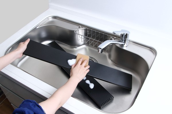 排気口カバー奥行き調節タイプ60㎝コンロ用　ホワイト　ブラック