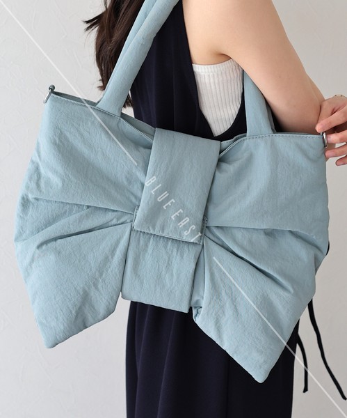 【人気】【再入荷】【リボンパテッドバッグ】鞄　ショルダー　トートバッグ　リボン