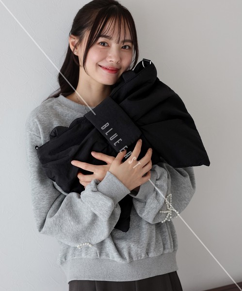 【人気】【再入荷】【リボンパテッドバッグ】鞄　ショルダー　トートバッグ　リボン