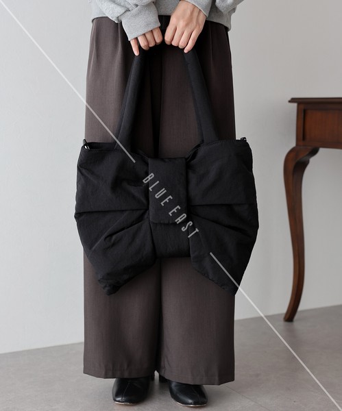 【人気】【再入荷】【リボンパテッドバッグ】鞄　ショルダー　トートバッグ　リボン