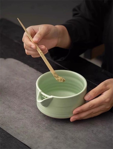 変わったデザイン  和風抹茶碗セット 茶筅 百本立「2025新作」