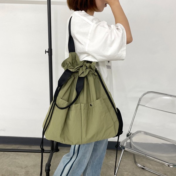 即納【再入荷】【2025新作】撥水巾着2WAYトートバッグ　撥水加工　リュックサック　2WAYバック　巾着型