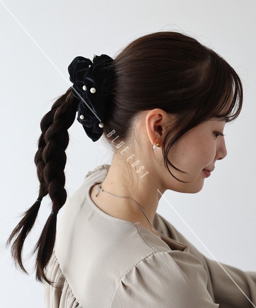 2025新作【パールベロアシュシュ】ヘアアクセサリー　シュシュ　ベロア　パール