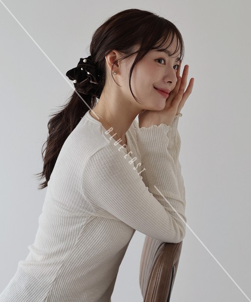 2025新作【パールベロアシュシュ】ヘアアクセサリー　シュシュ　ベロア　パール