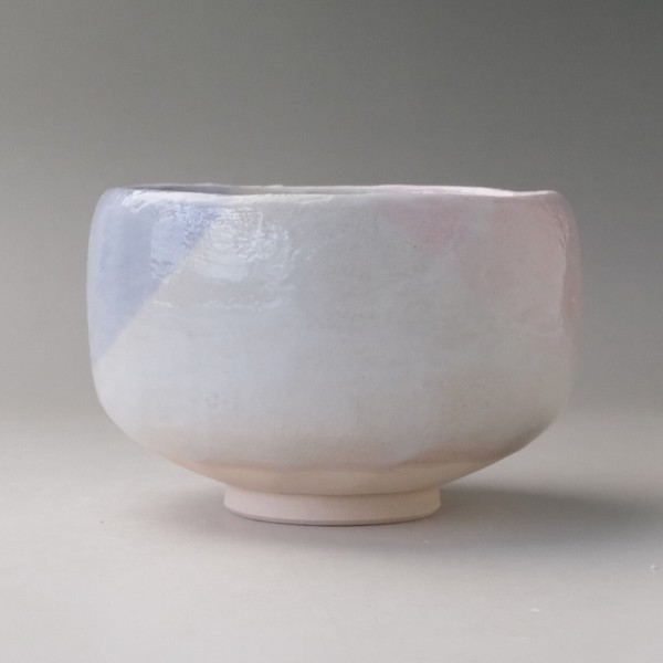 桜と藤　抹茶碗　美濃焼（日本製）