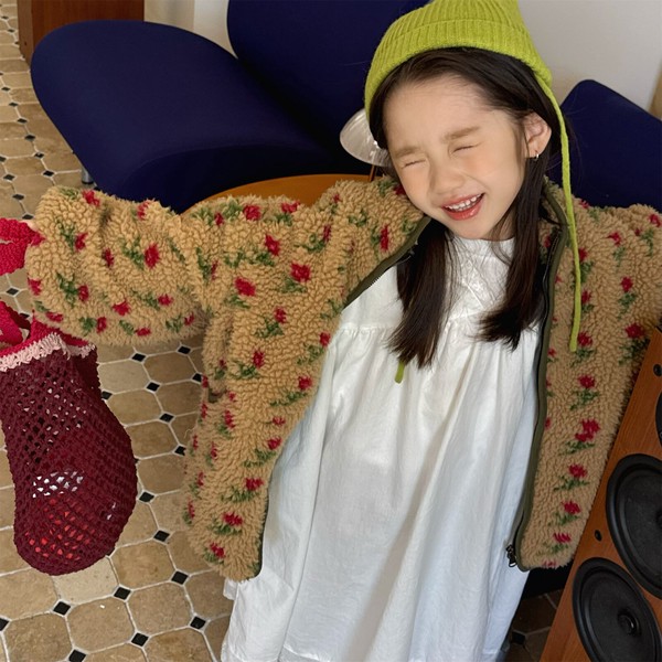 韓国スタイル 2色6サイズ トップス ジャケット お花 総柄 長袖 子供