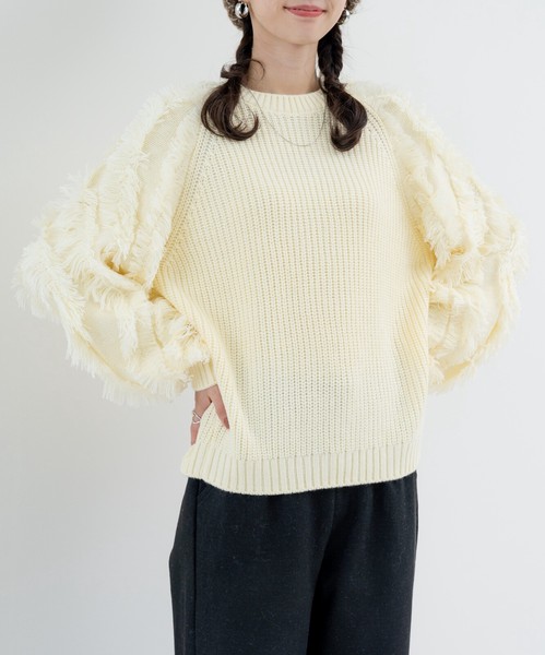【new arrival】袖フリンジセミラグランプルオーバー　/　トップス　ニット　フリンジ