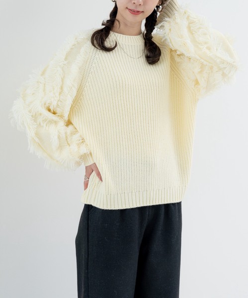 【new arrival】袖フリンジセミラグランプルオーバー　/　トップス　ニット　フリンジ