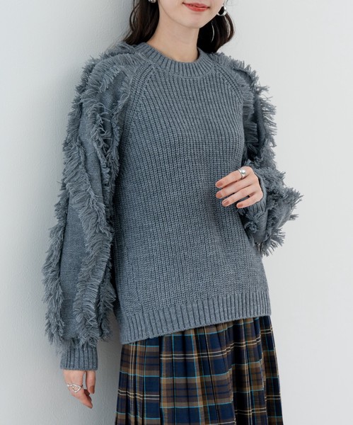 【new arrival】袖フリンジセミラグランプルオーバー　/　トップス　ニット　フリンジ