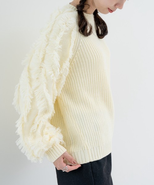 【new arrival】袖フリンジセミラグランプルオーバー　/　トップス　ニット　フリンジ
