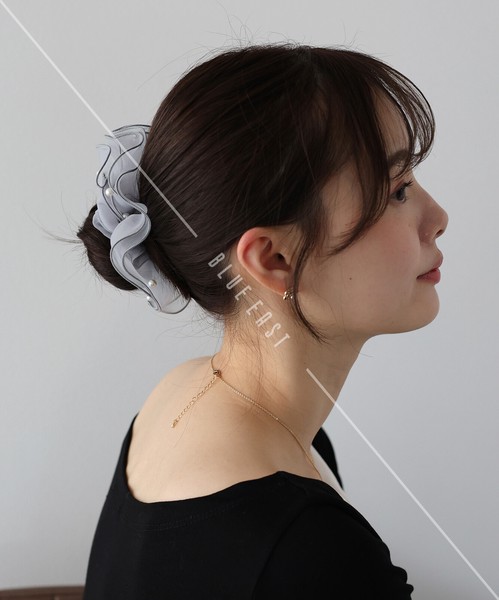 【再入荷】【人気】《オーガンジーパールシュシュ》ヘアアクセサリー　シュシュ　パール　オーガンジー