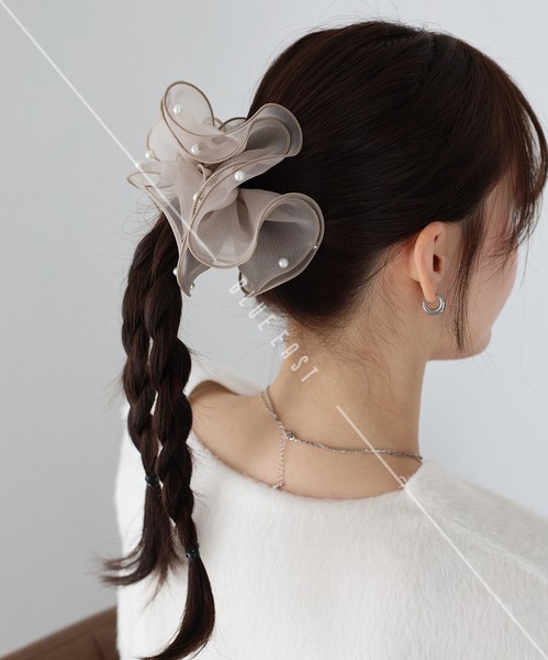 【再入荷】【人気】《オーガンジーパールシュシュ》ヘアアクセサリー　シュシュ　パール　オーガンジー