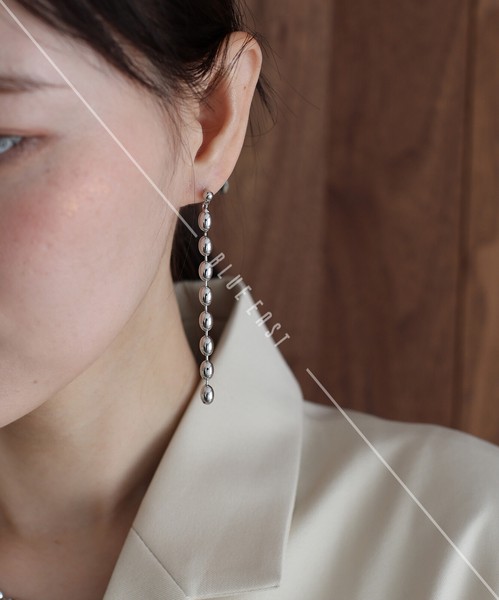 2025新作【ボールチェーンピアス】　アクセサリー  ピアス　ニッケルフリー