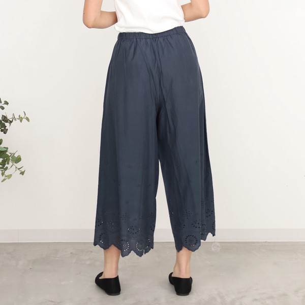スカラップ刺繍ぺチパンツ