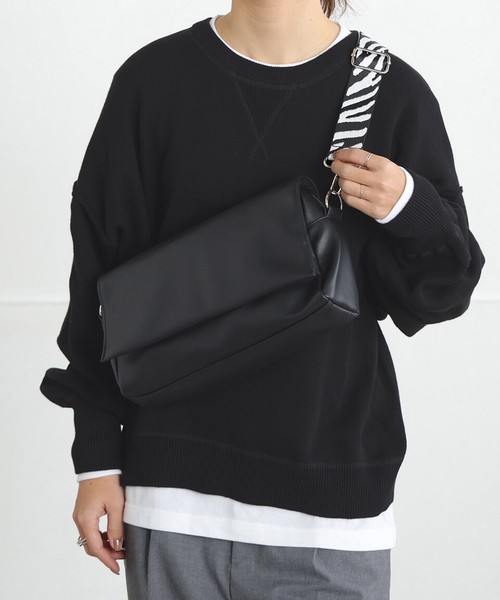 ボディバッグ ショルダー  レディス 2WAY スクエア 合皮 ユニセックス 柄 ゼブラ ドット 人気 売れ筋