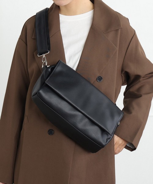 ボディバッグ ショルダー  レディス 2WAY スクエア 合皮 ユニセックス 柄 ゼブラ ドット 人気 売れ筋