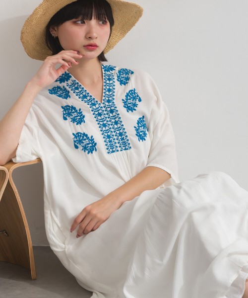[SD限定] レーヨン ボタニカル刺繍 Vネック ティアード ワンピース【2026春夏新作】