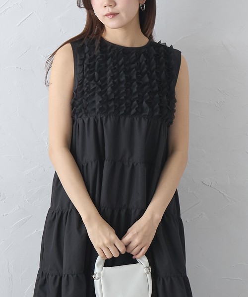 【再入荷】人気アイテム☆胸元フリルノースリーブティアードワンピース　skypink東京