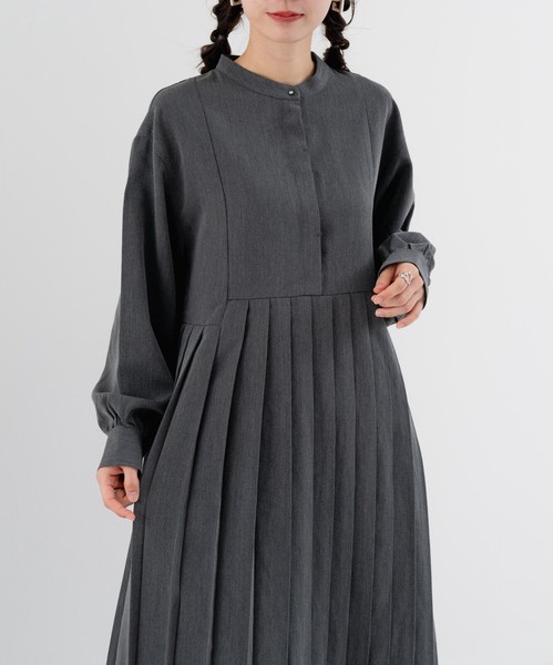 【人気商品】イレギュラー切替プリーツワンピース　/　黒　セレモニー　ワンピース