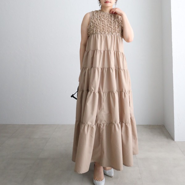 【再入荷！】立体フリルティアードロングワンピース　大人可愛い