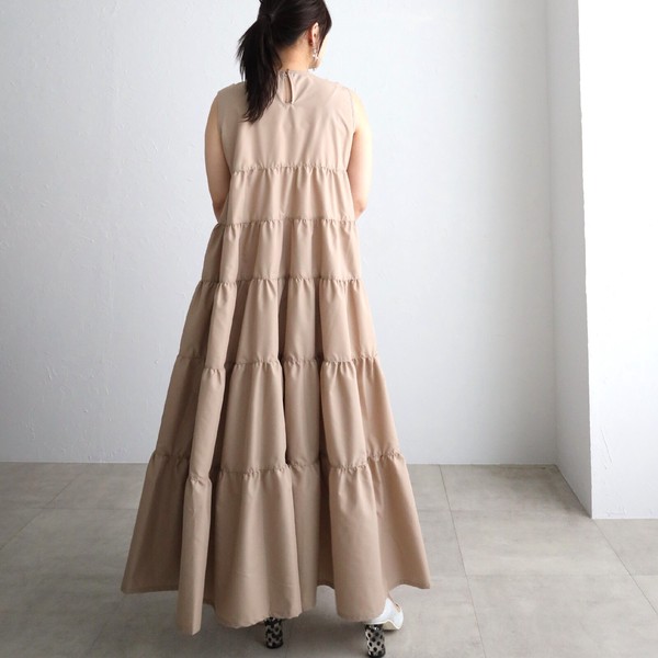 【再入荷！】立体フリルティアードロングワンピース　大人可愛い