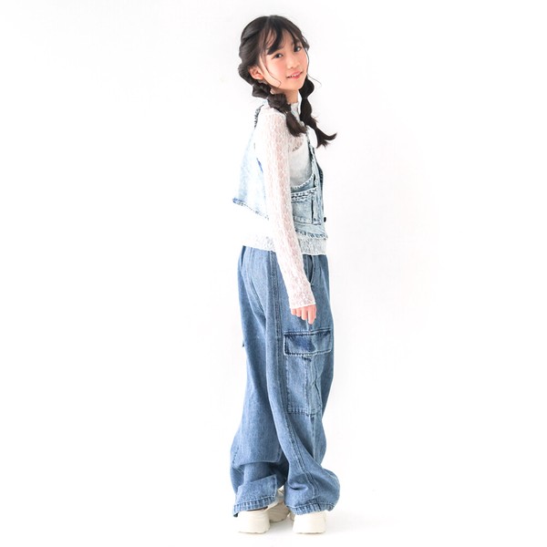 再入荷！人気140㎝150㎝160㎝　コットンデニム　カーゴパンツ　  裾アジャスターケミカルウオッシュ　3794