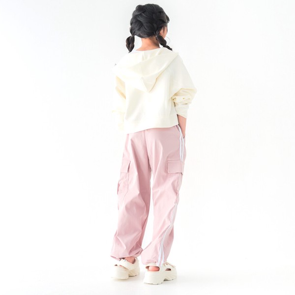 人気　120㎝-160㎝　　ソフトツイルラインカーゴパンツ　裾アジャスター付き　3763-1　3764-1
