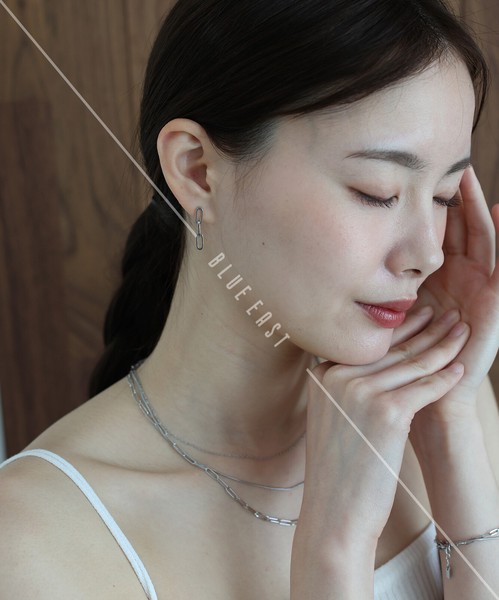 2026新作【チェーンピアス 】　アクセサリー  ピアス　サージカルステンレス