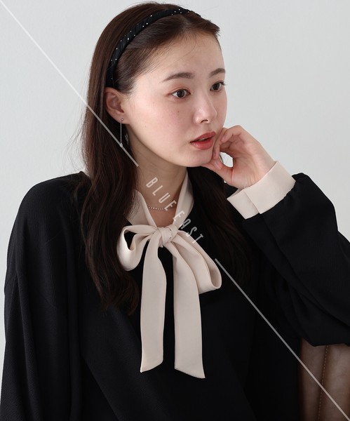 2026新作【スタッズ付きツイストカチューシャ】カチューシャ　ヘアアクセサリー　スタッズ