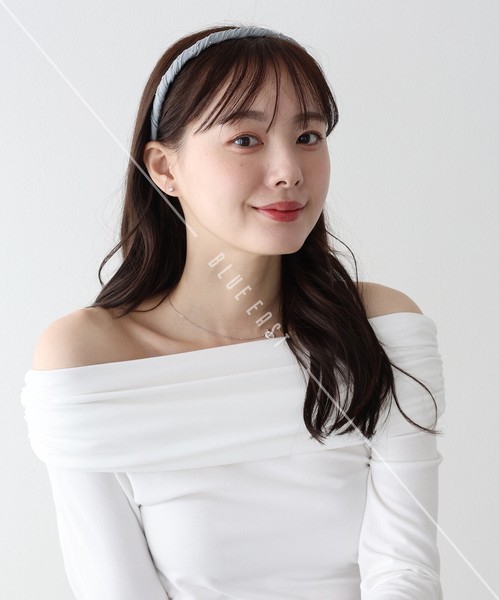 2026新作【スタッズ付きツイストカチューシャ】カチューシャ　ヘアアクセサリー　スタッズ