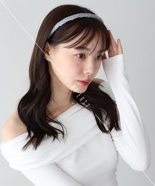 2026新作【スタッズ付きツイストカチューシャ】カチューシャ　ヘアアクセサリー　スタッズ