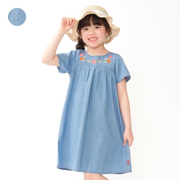 お花刺繍デニム半袖ワンピース  M446306  本体綿100％  ライトオンス  後ろ衿ぐりゴム仕様  着脱スムーズ