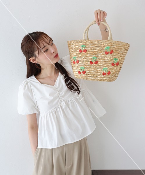 再入荷【フルーツ刺繍かごバッグ】鞄　 ハンドバッグ　かごバッグ　刺繍