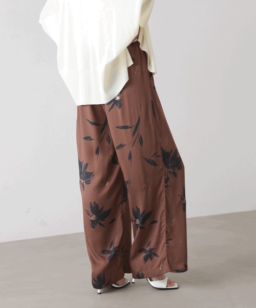 【SALE】ラメフラワー柄ワイドパンツ◇存在感のあるデザインが目を惹くリラックスワイドパンツ 2026新作