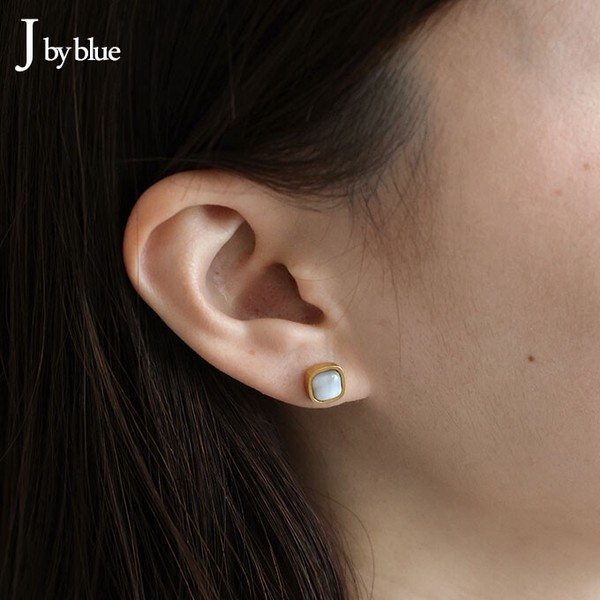 2026新作【シェルピアス】アクセサリー　サージカルステンレス  シェル　ピアス