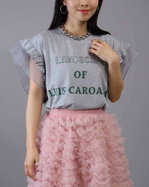 【2026年　新作】袖チュールフリル　ロゴTシャツ 　即納