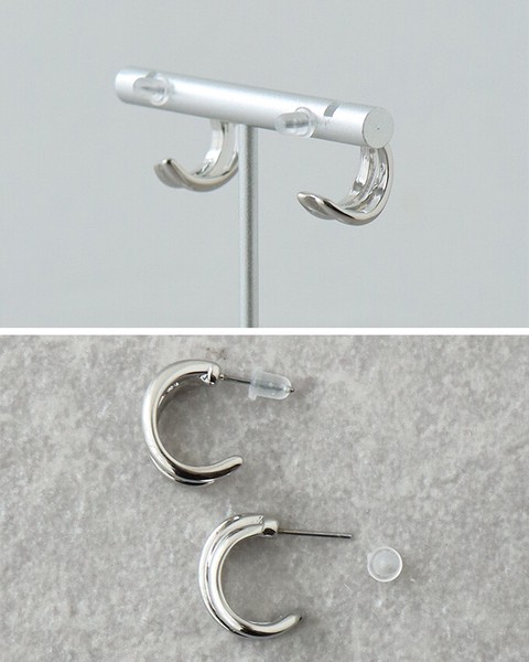 2026新作【トリプルラインカールピアス】ピアス　アクセサリー　ニッケルフリー