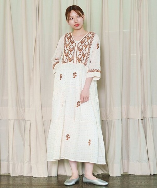 インド綿　刺繡ワンピース　Mサイズ　レディース