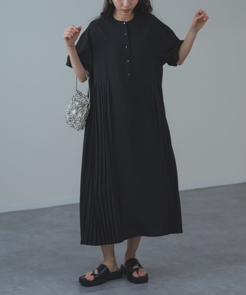 【2025SS新商品】半袖プリーツワンピース　レディース　オケージョン　プリーツ　ロング丈　夏ワンピース