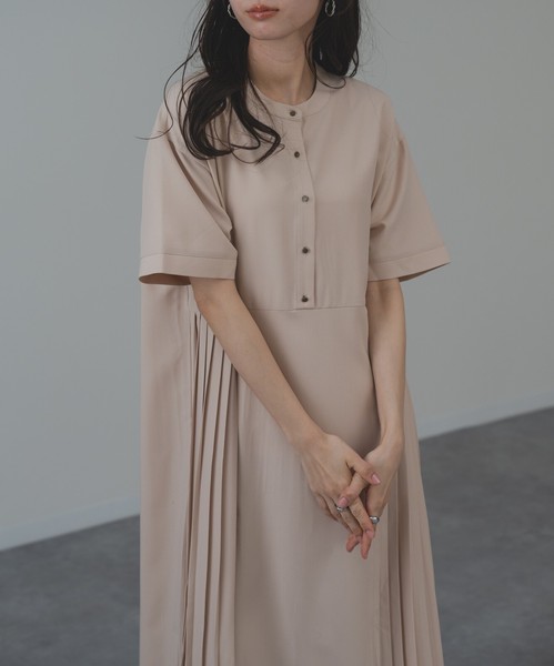 【2025SS新商品】半袖プリーツワンピース　レディース　オケージョン　プリーツ　ロング丈　夏ワンピース
