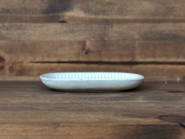 撥水十草　鋳込み小判皿　3柄　　18cm【日本製　焼物皿　長角皿　和食器　陶器　織部】ヤマ吾陶器