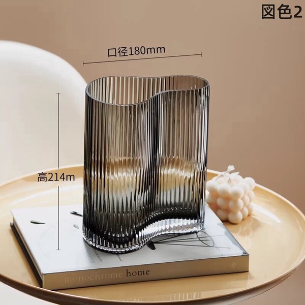 足跡モチーフ花瓶 花なしでも映えるフラワーベース リビングインテリア 芸術的造形 おしゃれ置物雑貨