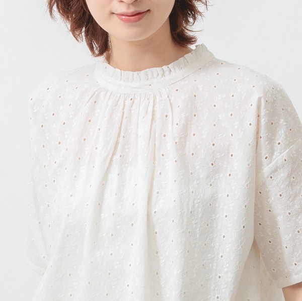 【2026SS新作】総柄刺繍で華やぐ◎衿フリルギャザーブラウス