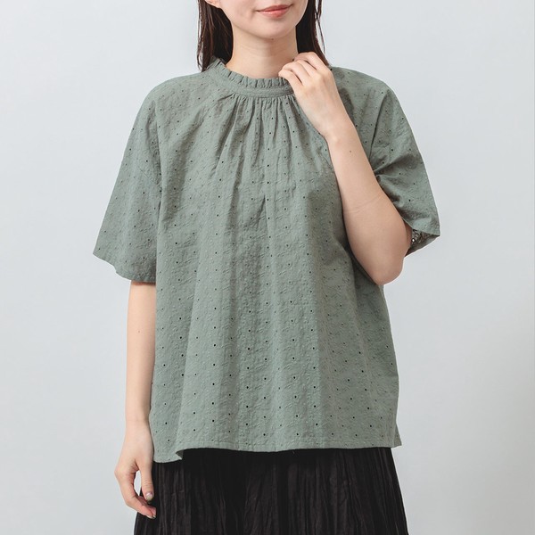 【2026SS新作】総柄刺繍で華やぐ◎衿フリルギャザーブラウス