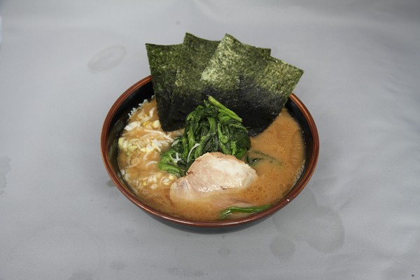 【父の日】全国名店ラーメン（小）シリーズ 横浜家系ラーメン 侍