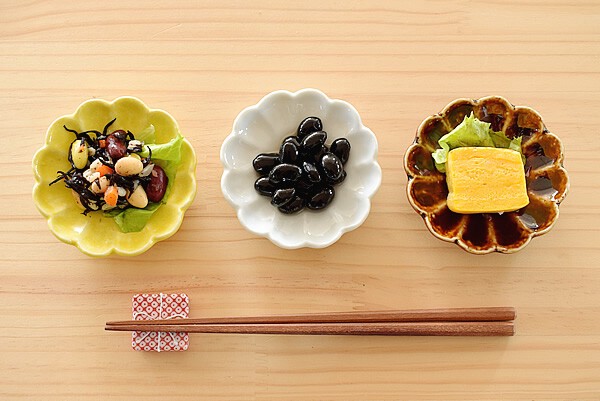 9色菊形小皿【小皿 日本製 美濃焼 和食器 菊型】