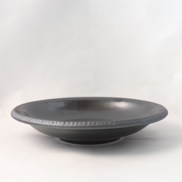 銀彩鉄結晶　パスタプレート【美濃焼　カレー皿　深皿　パスタ皿　plate　盛皿　和食器】ヤマ吾陶器
